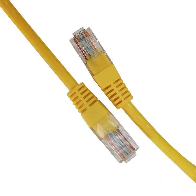 Cabo ethernet Cat5e do cabo de remendo do amarelo do cabo de UTP Cat5 para o computador e o router