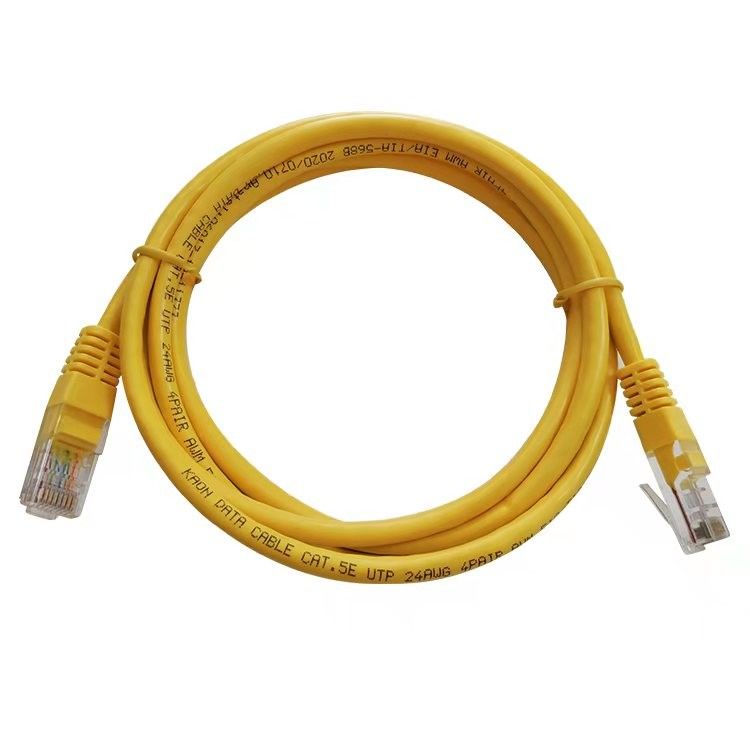 Cabo ethernet Cat5e do cabo de remendo do amarelo do cabo de UTP Cat5 para o computador e o router