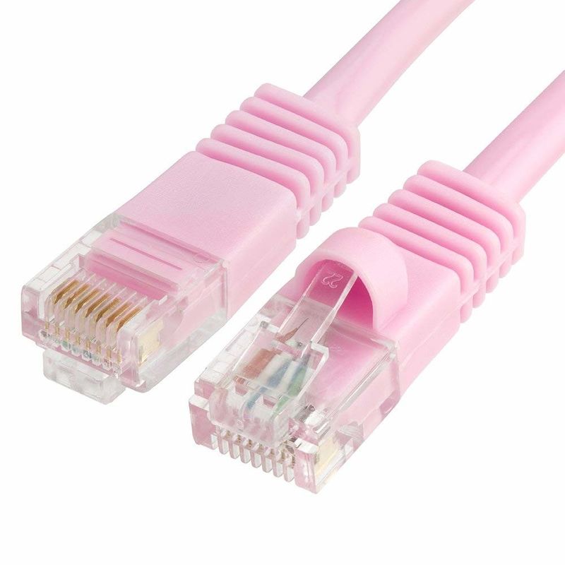O cabo e os conectores do gato 5 de UTP da rede de cabo de Cat5 5e 6 remendam o cabo nos trabalhos em rede